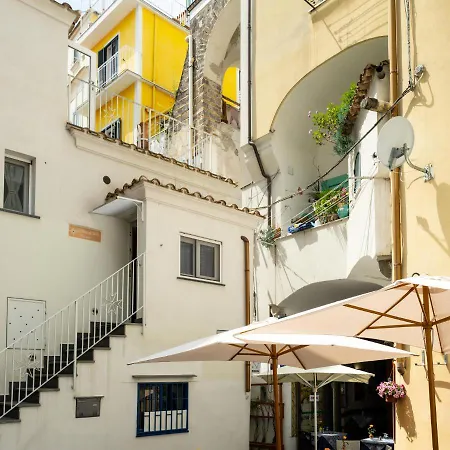 Scirocco - Amazing With Terrace In Center