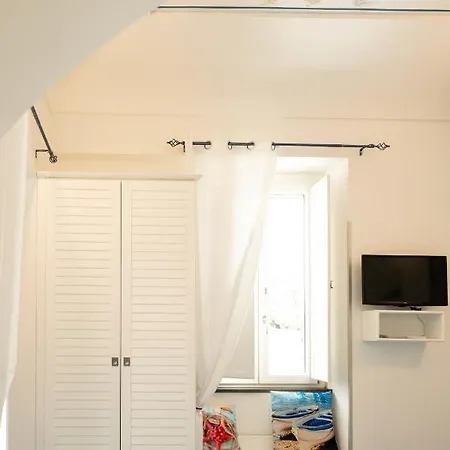 Scirocco - Amazing With Terrace In Center アパート アマルフィ