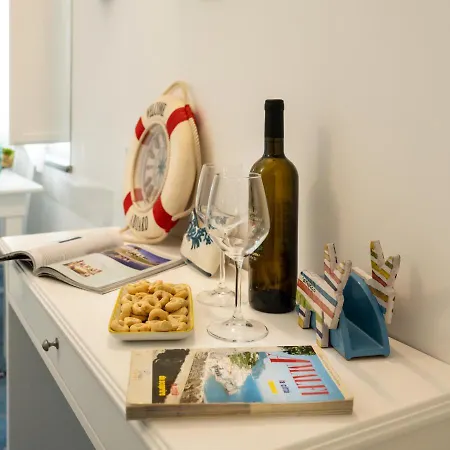 Scirocco - Amazing With Terrace In Center アパート アマルフィ