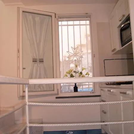 Scirocco - Amazing With Terrace In Center アパート