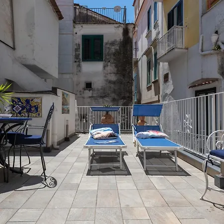 Scirocco - Amazing With Terrace In Center Amalfi