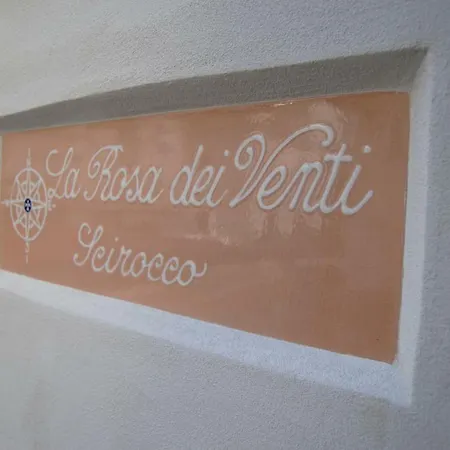 アパート Scirocco - Amazing With Terrace In Center *